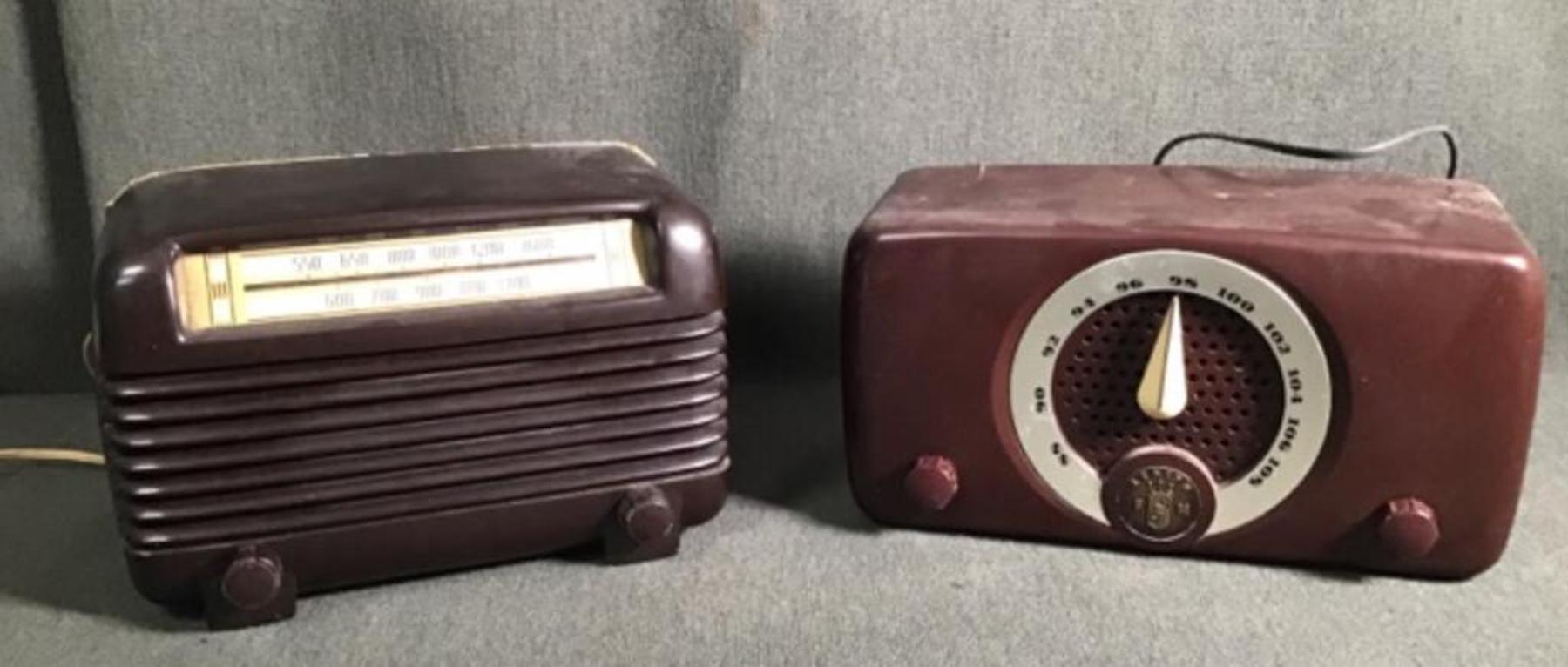 Image for Zenith And Unbranded Radios For Parts