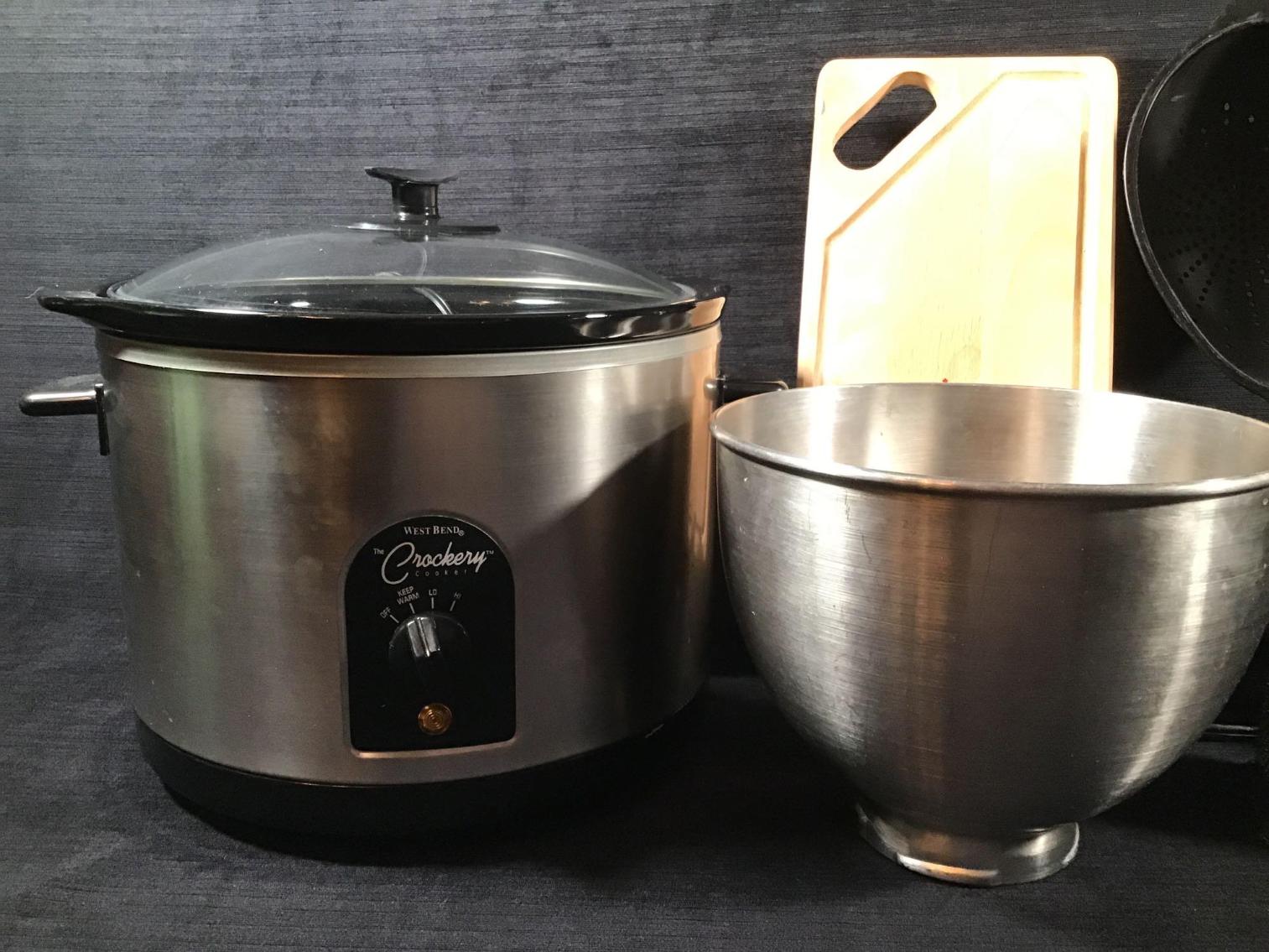 Image for Crock pot, Blender, and Kitchen Items