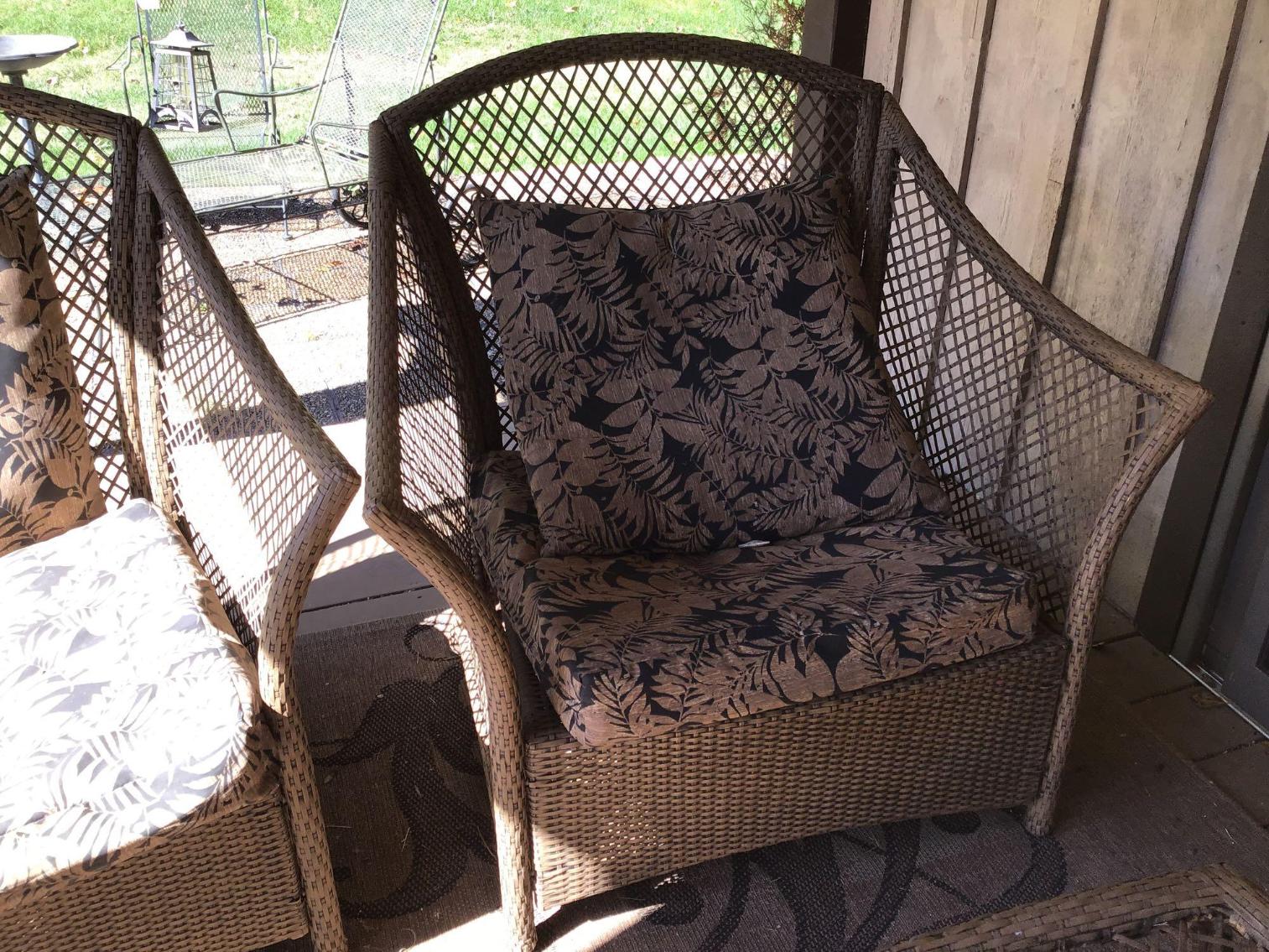 Image for Vinyl Wicker Set with Outdoor Carpet