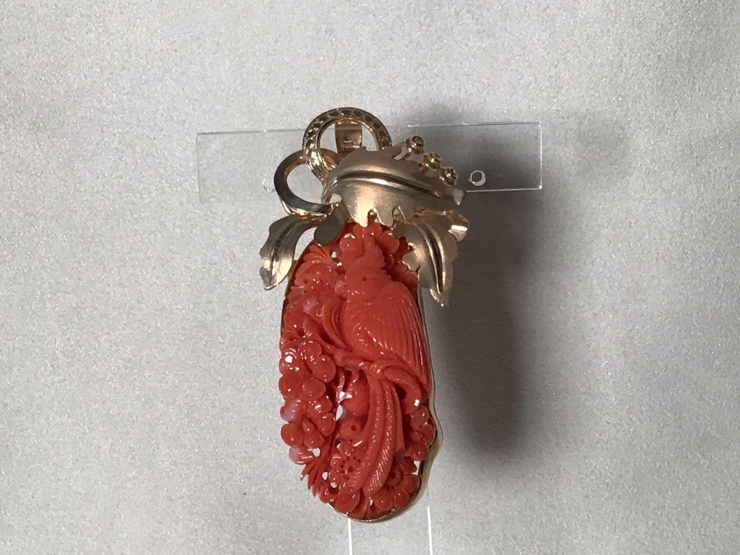Image for Large 14 kt Gold and Coral Brooch/Pendant
