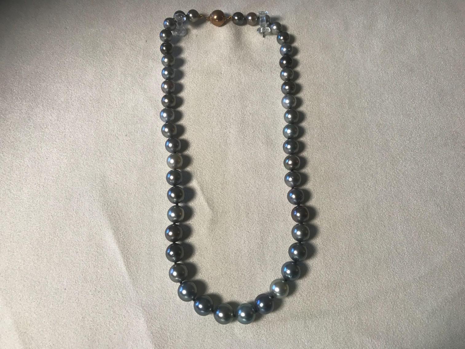 Image for South Sea Black Pearls - 14 kt Gold Clasp