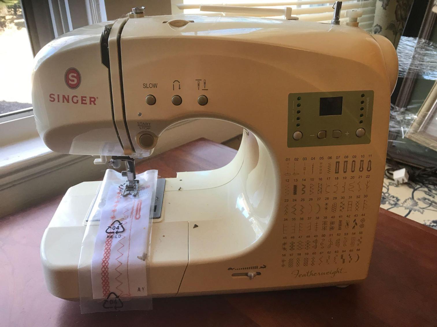 Image for Singer Featherweight Sewing Machine