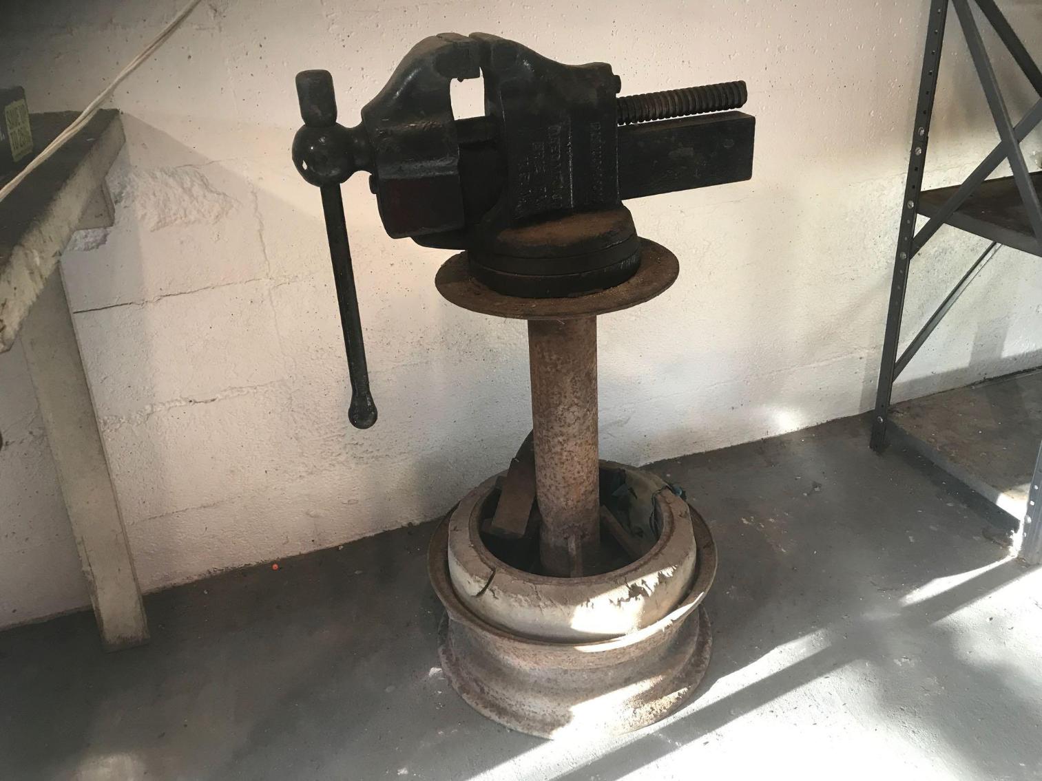 Image for Large Vise on Stand