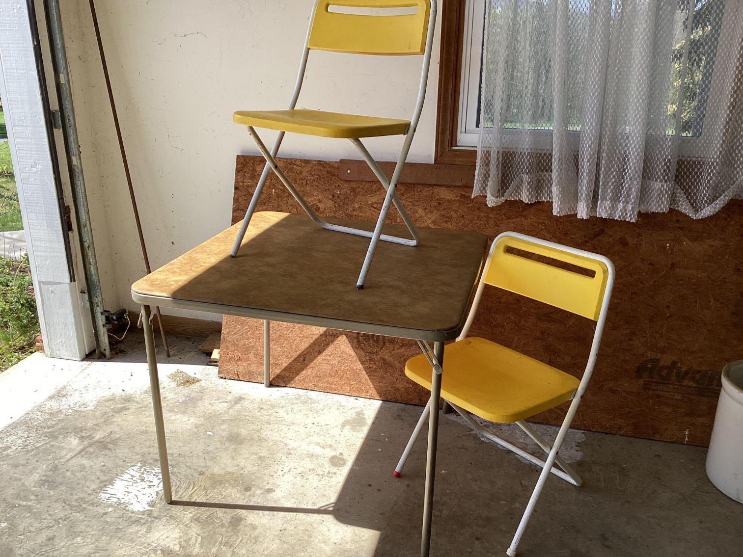 Image for Sampsonite Card Table and Two Chairs