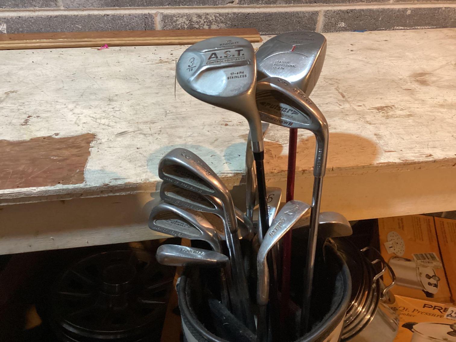 Image for Mixed set of Golf Clubs