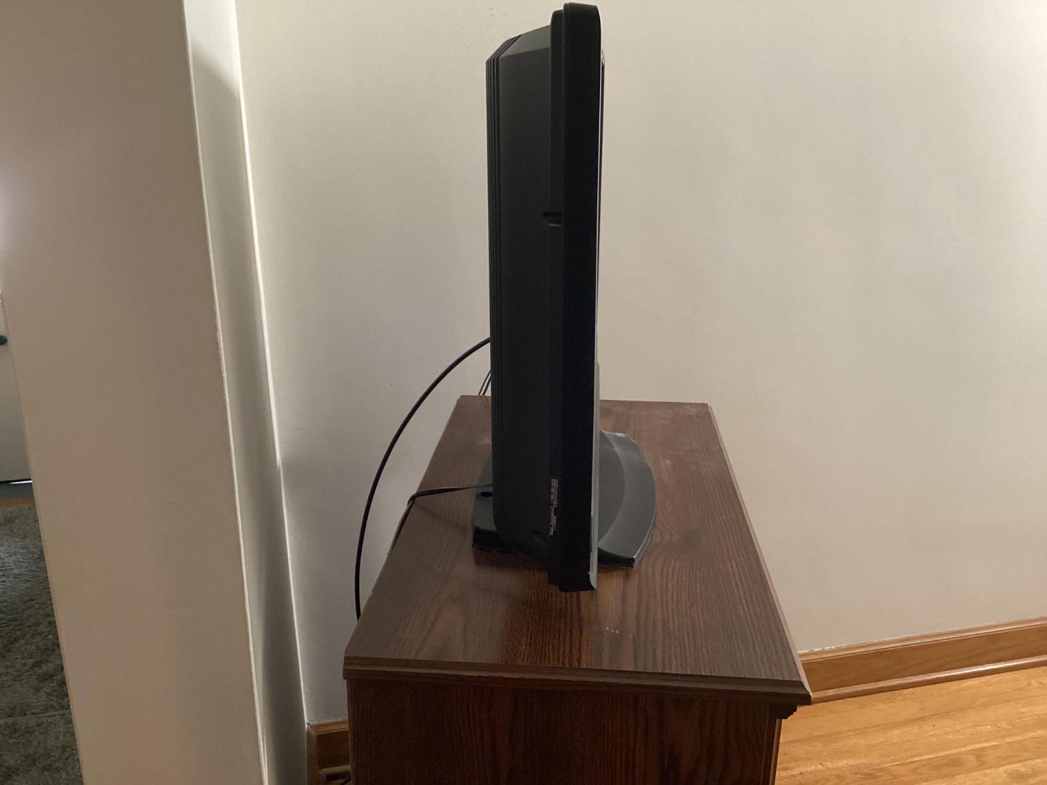 Image for Emerson TV, Stand, and Movies