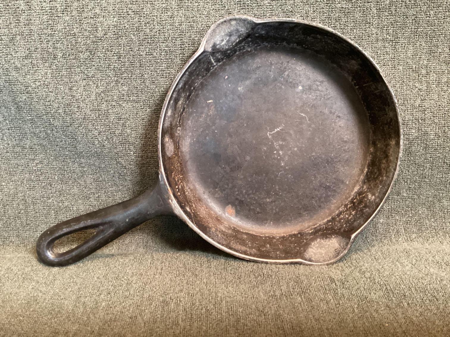Image for Small Griswold Skillet # 709