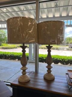 two-ceramic-based-lamps