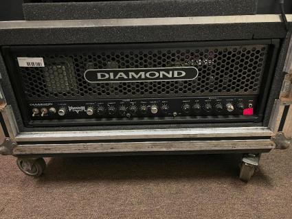 diamond-phantom-amp-in-case-35x40x23-whd-case-not-included