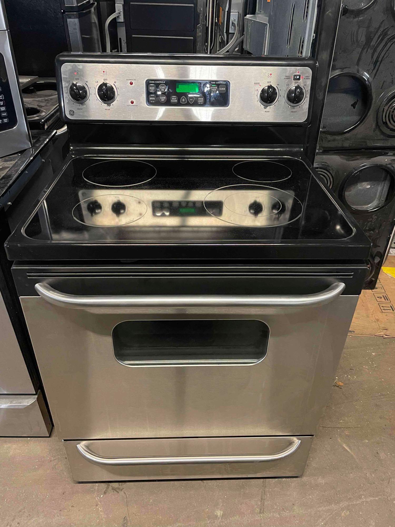 ge-stainless-steel-glass-top-electric-range