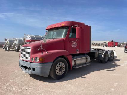 2001-freightliner-st120-t-a-truck-tractor-w-winch