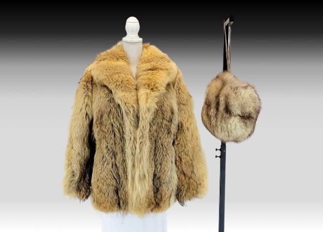 David Green Coyote Fur Coat w/ Muff Handwarmer