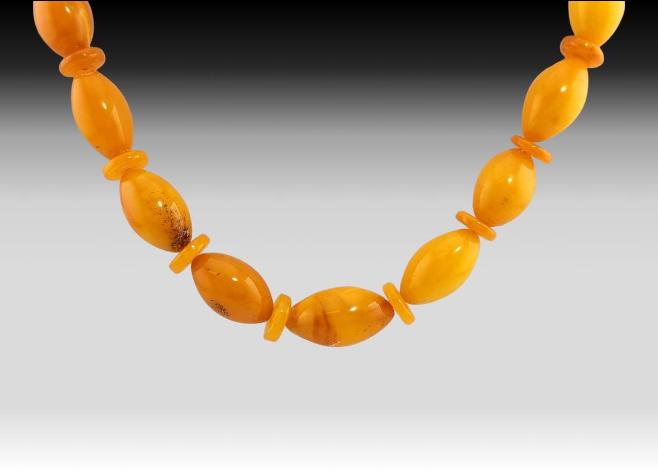Butterscotch Amber Graduated Beaded Necklace 