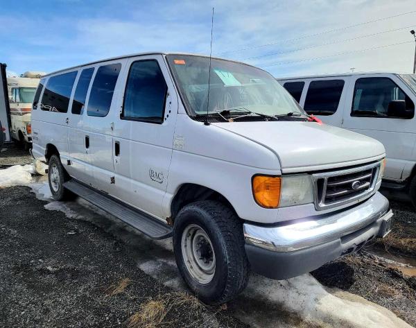 2006 Ford E-350 Passenger Van - Parts Only