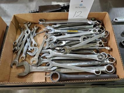 lot-of-assorted-wrenches