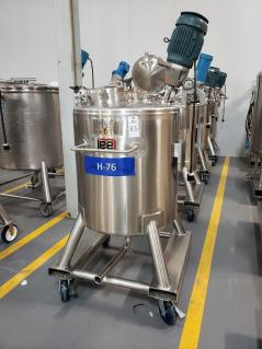 lee-industries-110-gallon-stainless-steel-portable-agitated-pressure-mixing-tank-m-110-dbt