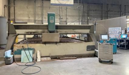 flow-mach-4-4050c-5-axis-water-jet-cutting-system