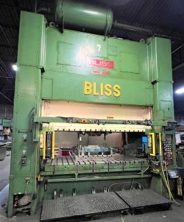 bliss-se2-300-300-ton-straight-side-double-crank-press-s-n-h-70977-1990