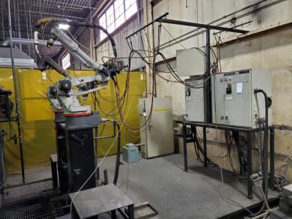 lot-of-2-motoman-sk6-6-axis-welding-robots-with-2-mrc-ii-controls-s-n-rp1306