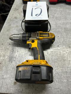 dewalt-dcd940-18-volt-cordless-drill-with-1-2-chuck