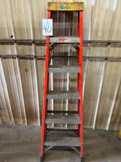 bauer-6-a-frame-ladder-with-300-lb-capacity