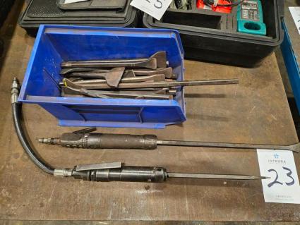 2-pneumatic-chisels-with-tooling