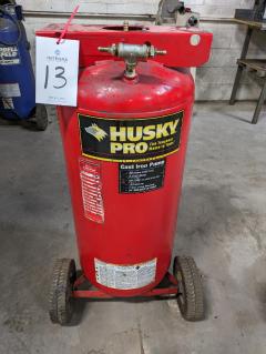 husky-vt631505ajagm05-2-hp-portable-air-compressor
