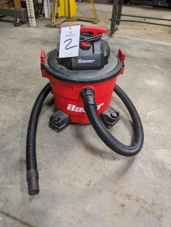 bauer-9-gallon-shop-vacuum