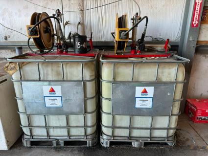 2-ibc-tanks-with-pumps-and-hose-reel