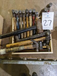 lot-of-assorted-hammers