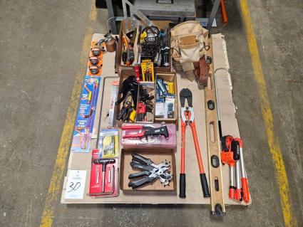 lot-of-assorted-hand-tools