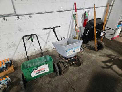 lot-of-assorted-lawn-tools