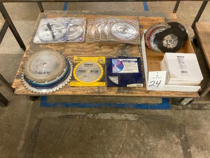 lot-of-assorted-saw-blades