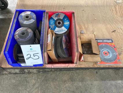 lot-of-assorted-cutting-wheels-4-1-2-to-6-capacity