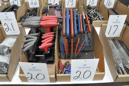 lot-t-handle-allen-wrenches-with-stand-in-2-boxes