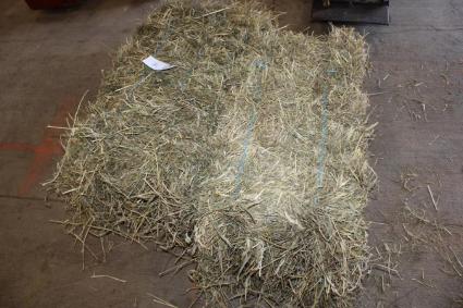 10-3-150-bales-mixed-hay