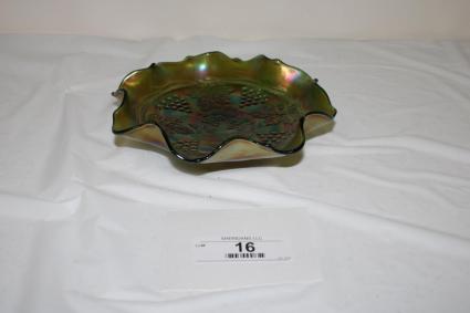 fenton-grape-and-cable-pattern-carnival-glass-dish-7-5