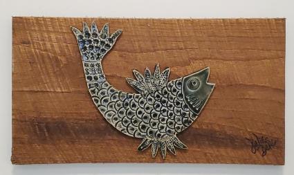 julie-belle-ceramic-fish-mounted-on-wood