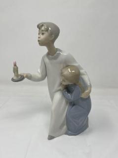 lladro-%ef%bf%bdboy-and-girl-with-candle-1977