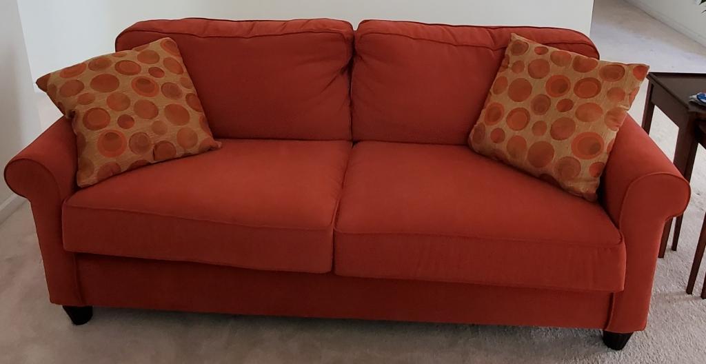 broyhill-two-cushion-sofa