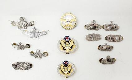 military-badges-and-insignias
